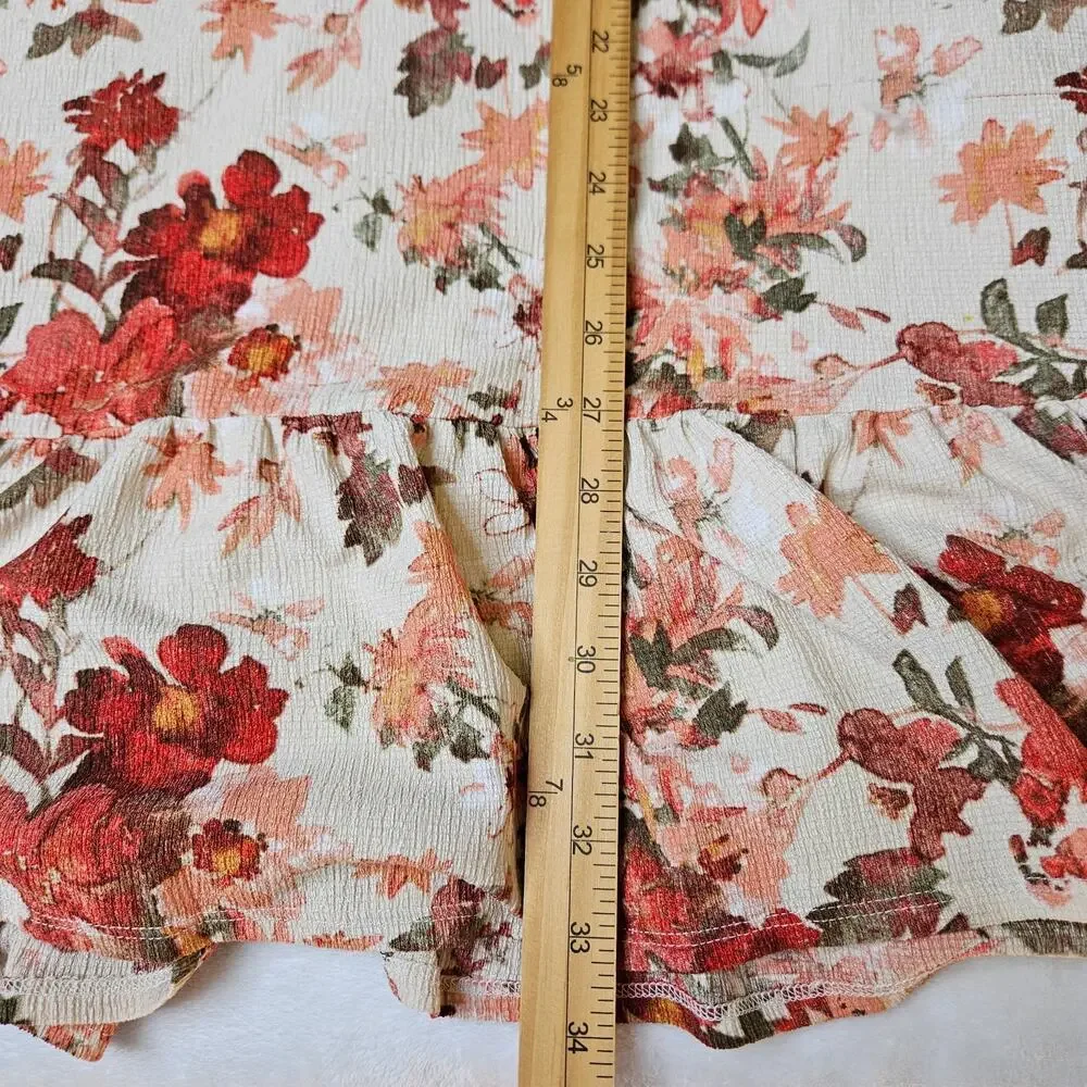 CATO Spring Floral Dress Size Medium Gorgeous Feminine Flutter Sleeve V Neck